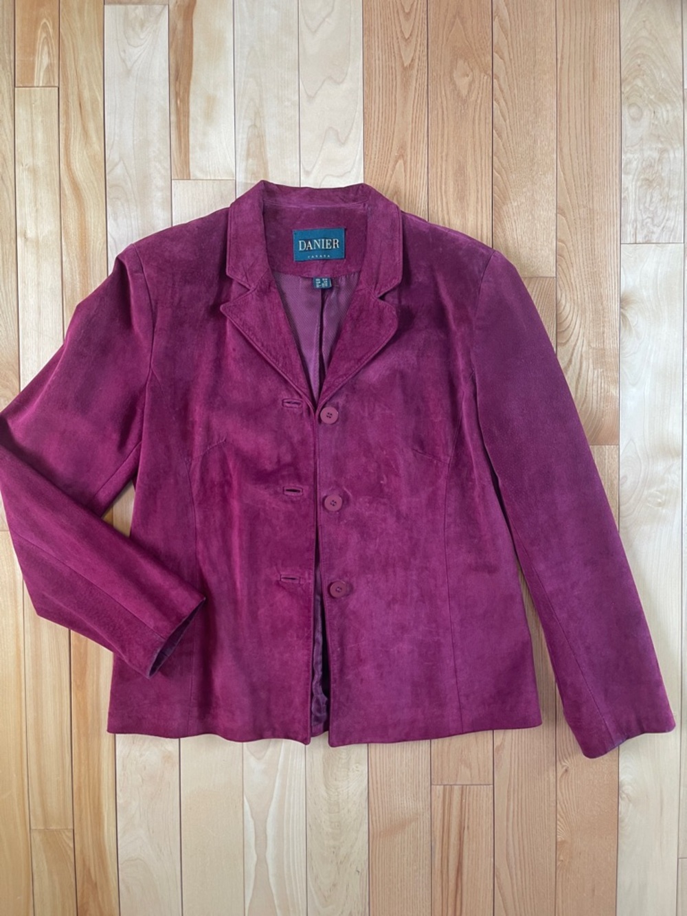 Danier Suede Leather Blazer Jacket – Women’s M (Made in Canada)